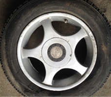 廃タイヤ付きアルミホイール