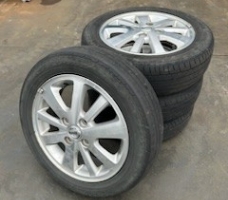 廃タイヤ付きアルミホイール